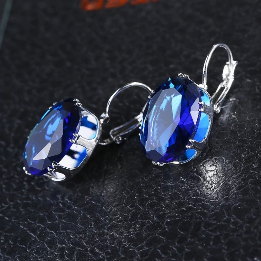 Crystal Oval Great Stone Valentine's Day Gift